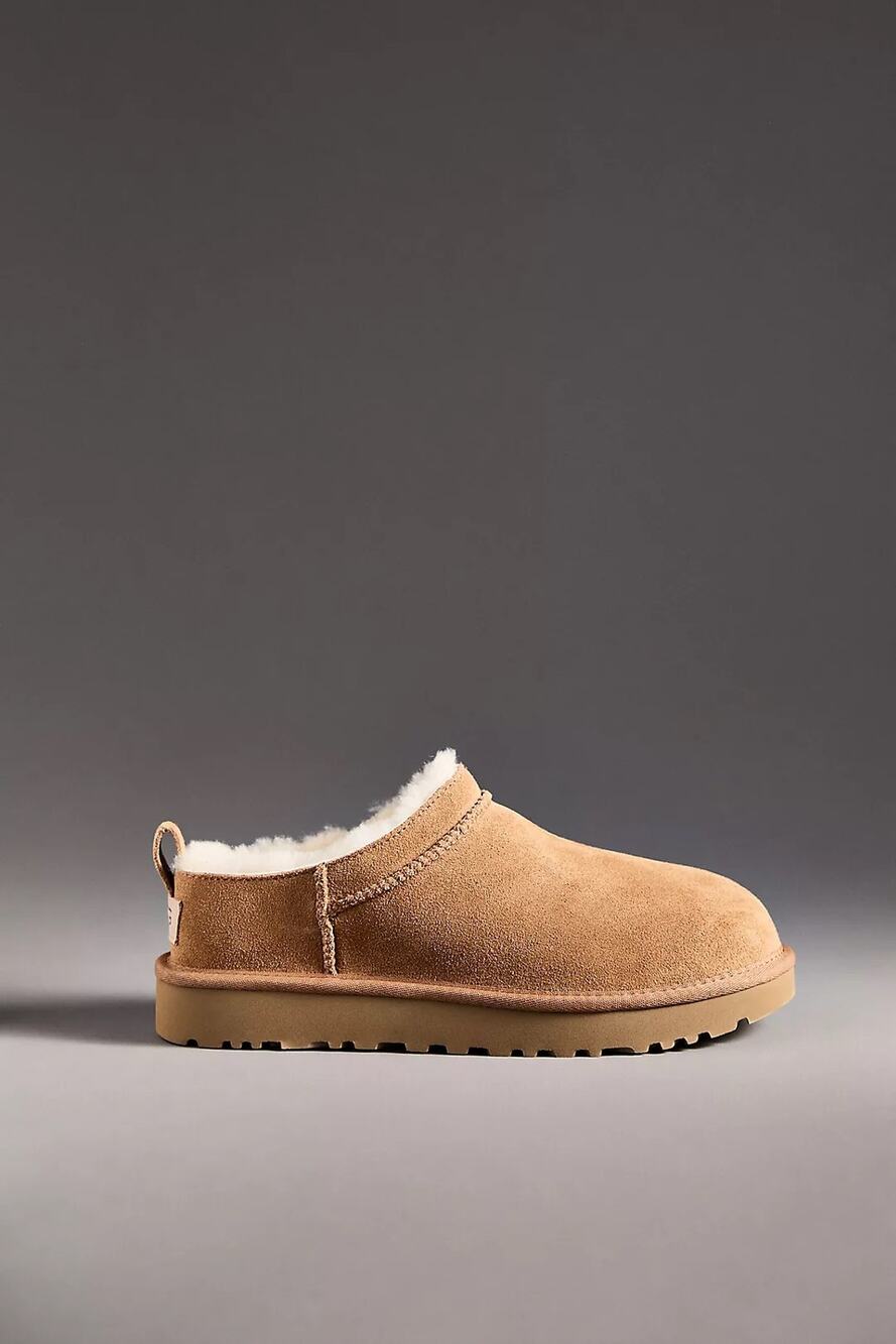 NWOB $140 Women's Classic Ugg Micro Chestnut Sherpa Bootie Boot Slipper